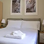 Bed & Breakfast Domus Duomo 3*